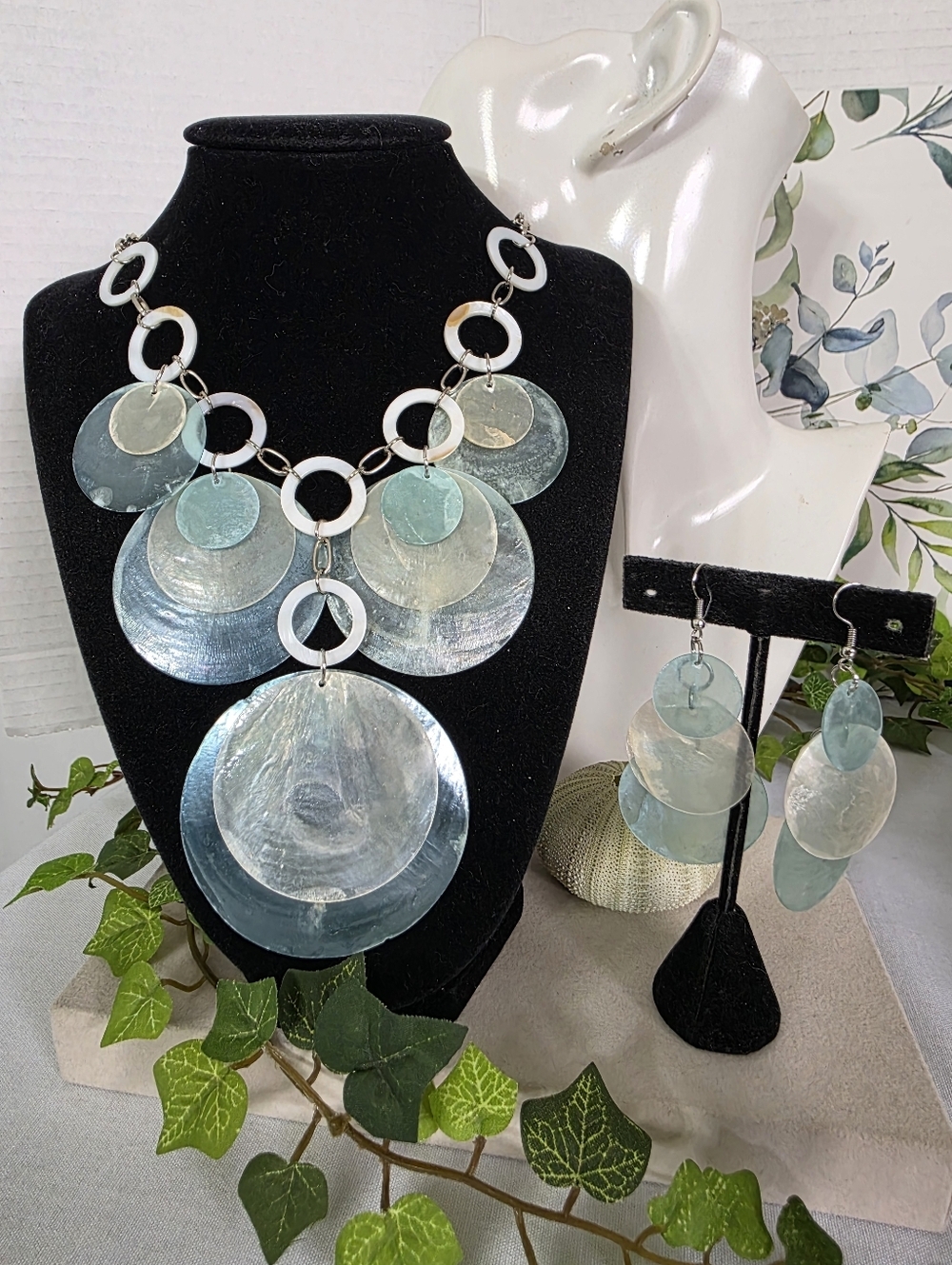 Blue White Capiz Mother of Pearl Shell Necklace Set Tiered Dangle Earrings